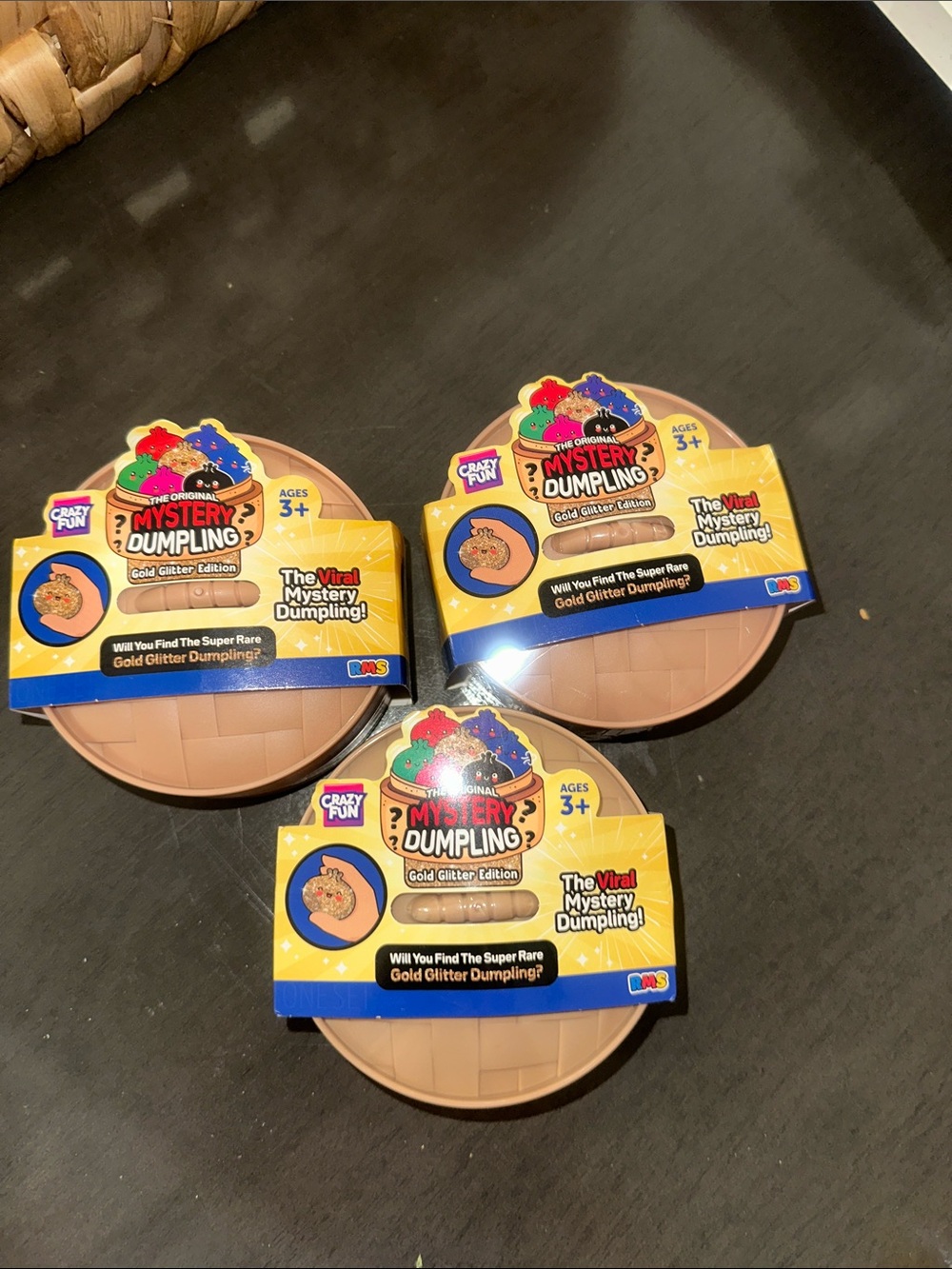 Mystery Dumpling Gold Glitter Edition –